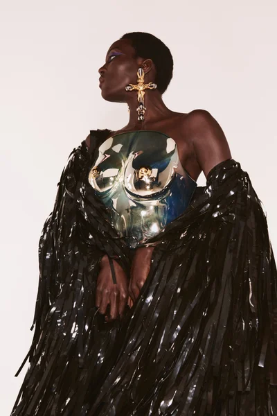 Look 19